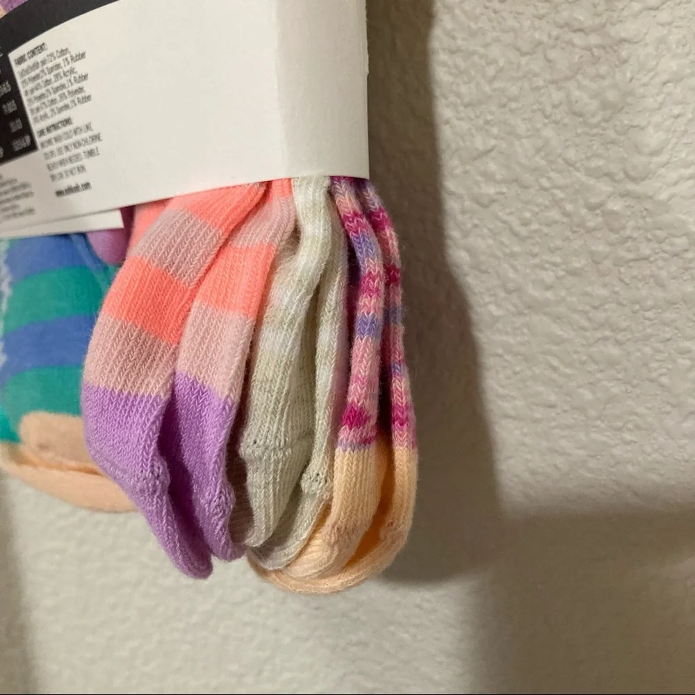 NWT OshKosh socks